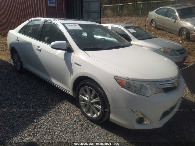Toyota Camry hybrid (2012)
