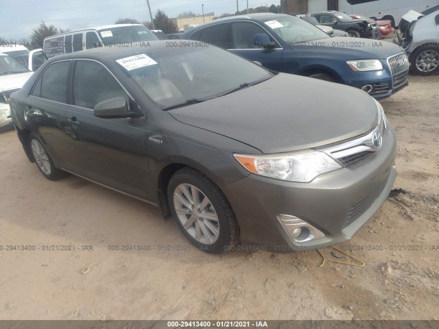 Toyota Camry hybrid (2012)