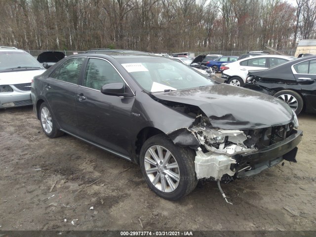 Toyota Camry hybrid (2012)