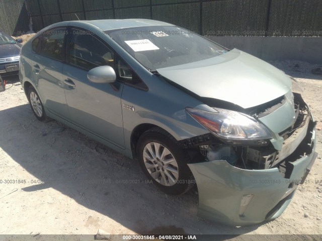 Toyota Prius plug-in (2013)