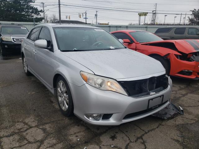 Toyota Avalon bas (2012)
