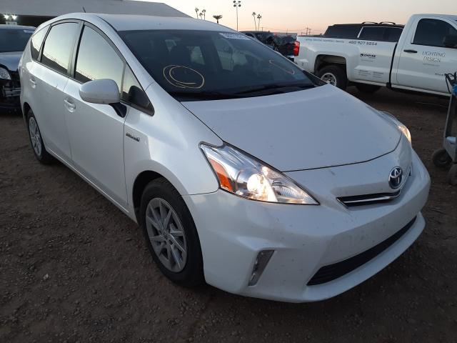 Toyota Prius v (2012)