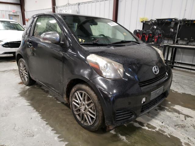 Toyota Scion iq (2013)