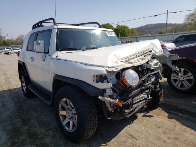 Toyota Fj cruiser (2014)
