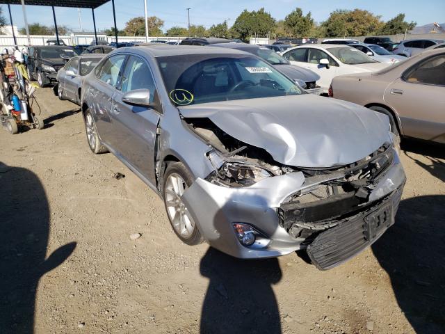 Toyota Avalon xle (2015)