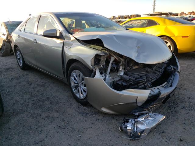 Toyota Camry hybr (2015)