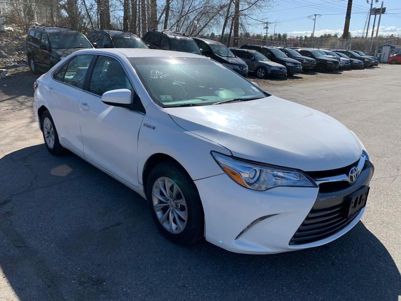 Toyota Camry hybr (2015)