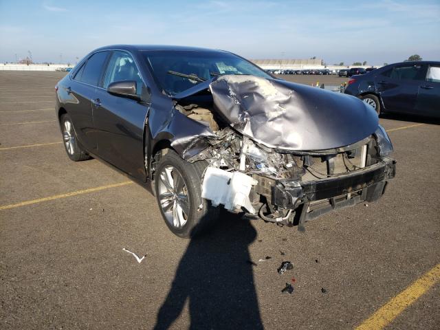 Toyota Camry (2016)
