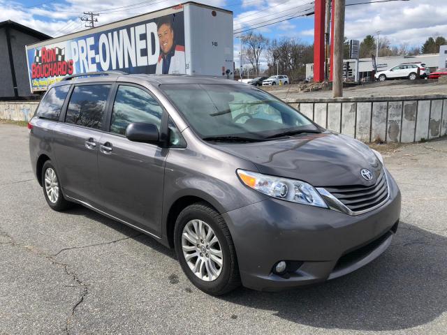 Toyota Sienna xle (2011)