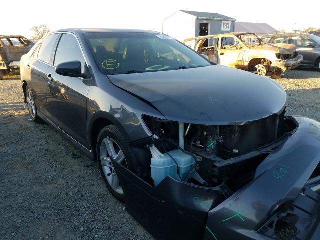 Toyota Camry base (2012)
