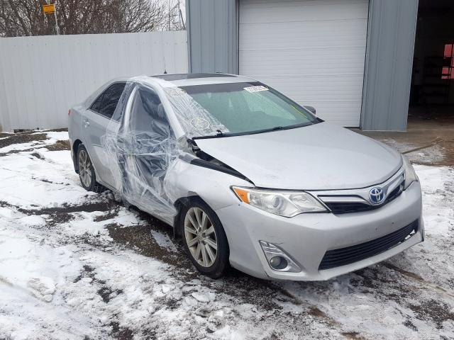 Toyota Camry hybr (2012)