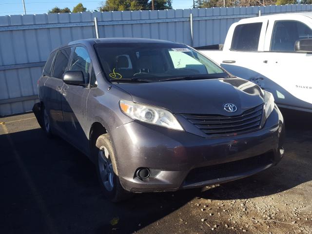 Toyota Sienna (2013)