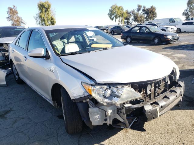 Toyota Camry hybr (2013)