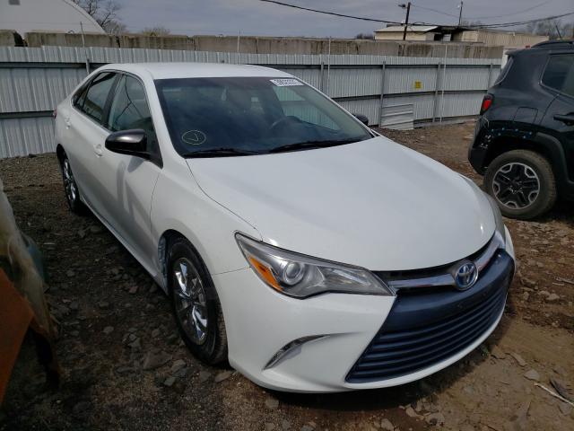 Toyota Camry hybr (2015)