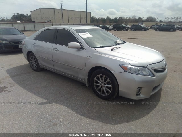 Toyota Camry hybrid (2011)