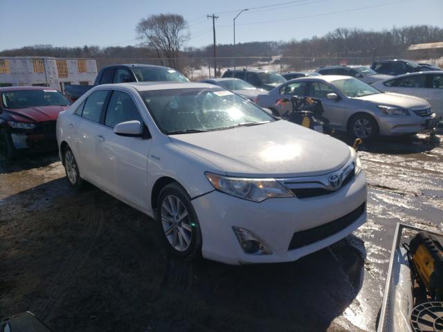 Toyota Camry hybr (2012)