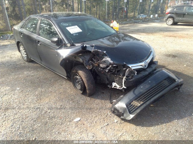 Toyota Camry hybrid (2013)