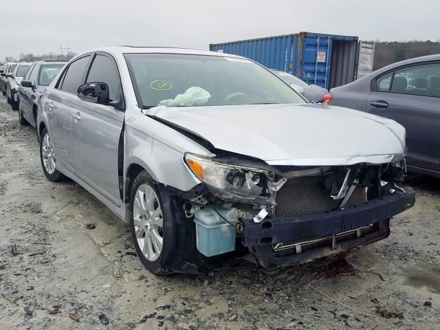 Toyota Avalon bas (2011)