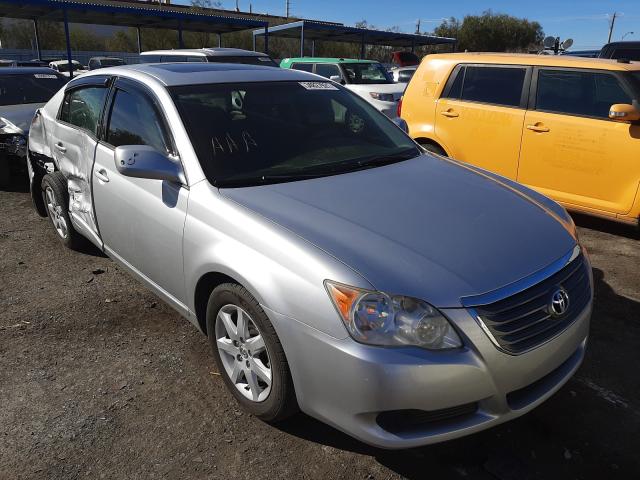 Toyota Avalon xl (2010)