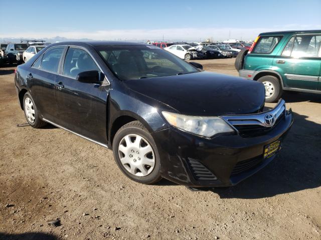 Toyota Camry base (2012)