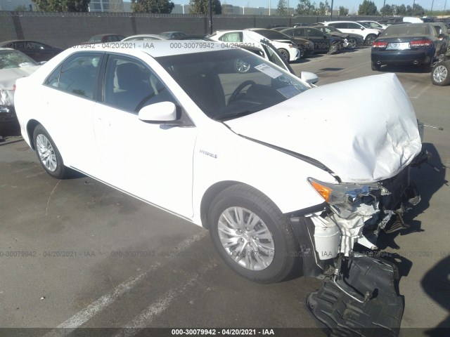 Toyota Camry hybrid (2012)