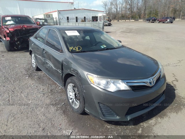 Toyota Camry hybrid (2012)