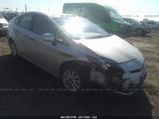 Toyota Prius plug-in (2013)