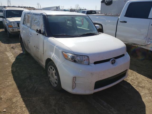 Toyota Scion xb (2015)