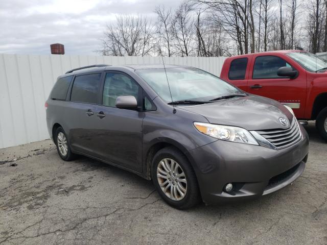 Toyota Sienna xle (2012)