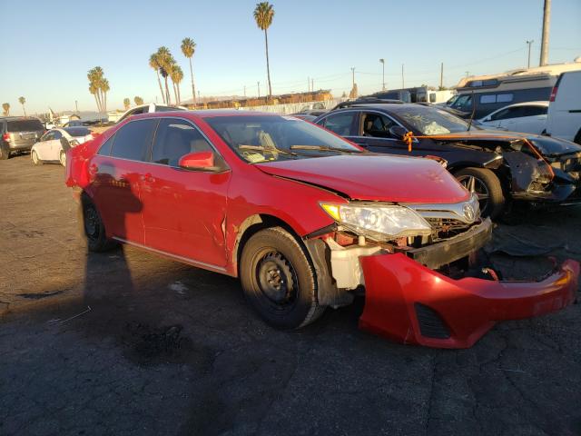 Toyota Camry base (2012)
