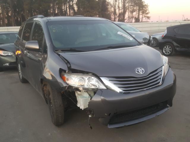 Toyota Sienna xle (2015)