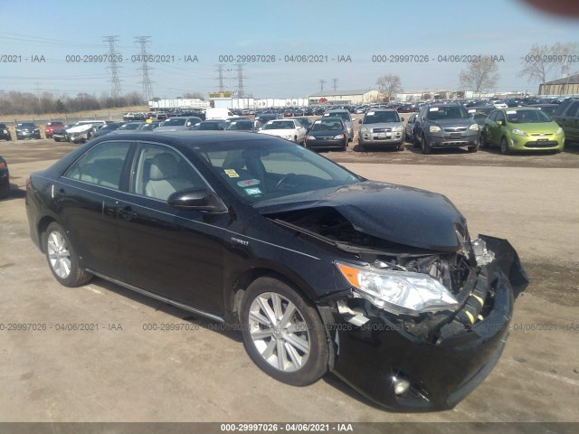 Toyota Camry hybrid (2012)