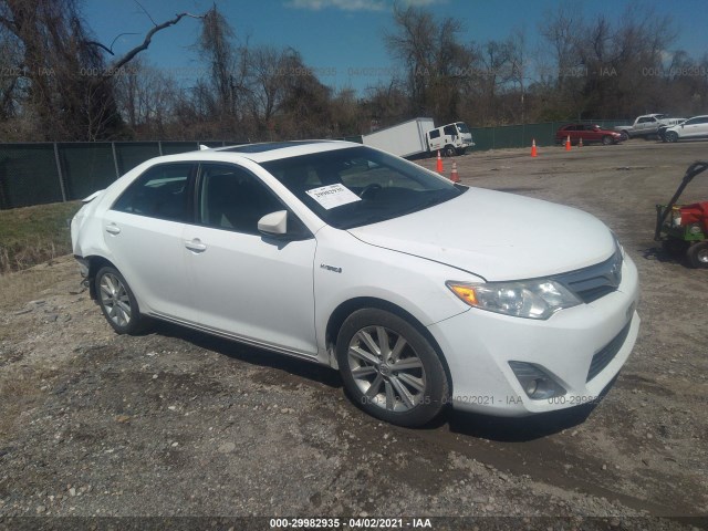 Toyota Camry hybrid (2012)