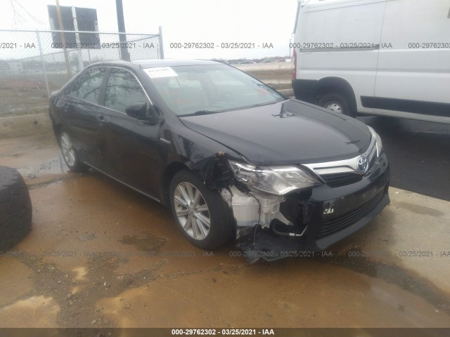 Toyota Camry hybrid (2012)
