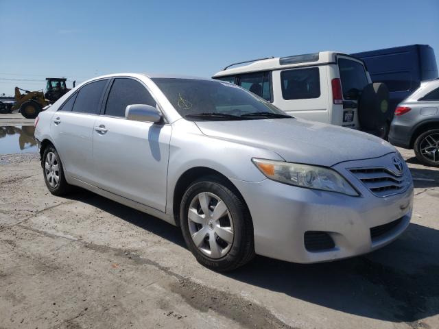 Toyota Camry le a (2010)