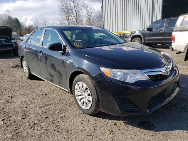 Toyota Camry hybr (2013)