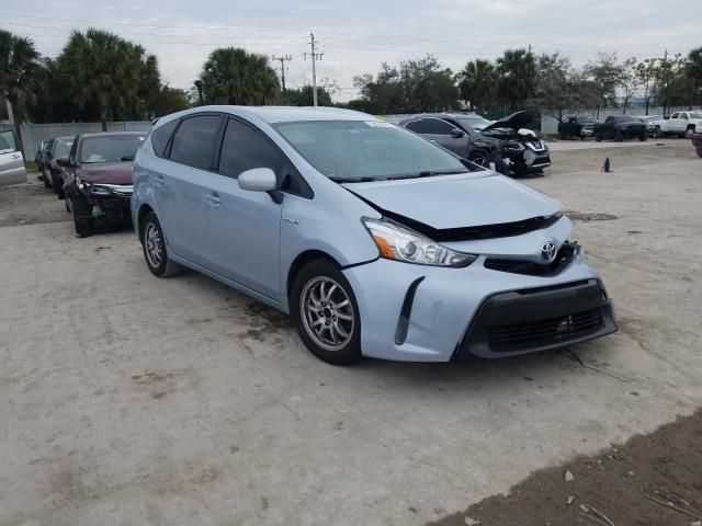 Toyota Prius v (2015)