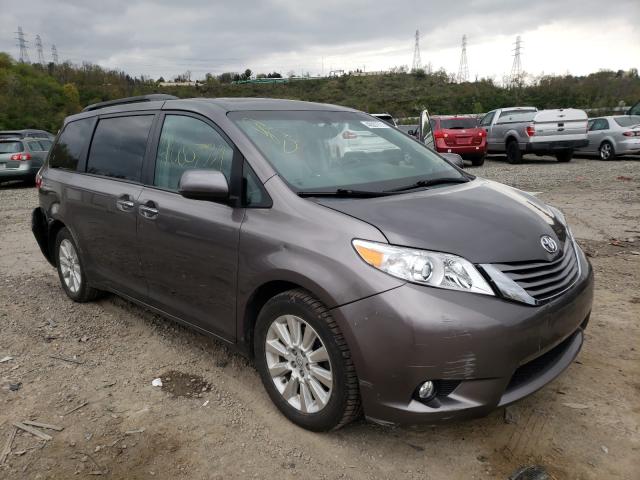Toyota Sienna xle (2015)