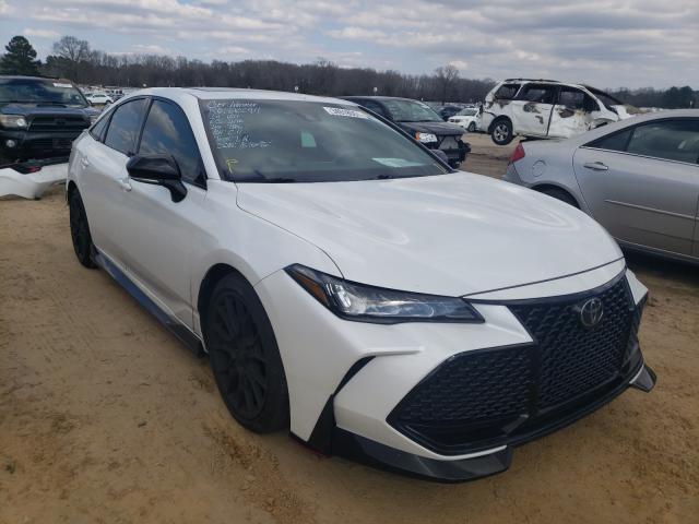 Toyota Avalon xse (2020)