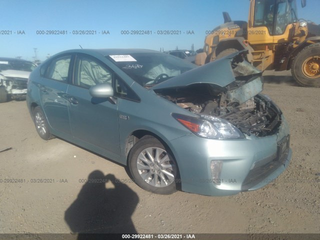 Toyota Prius plug-in (2014)