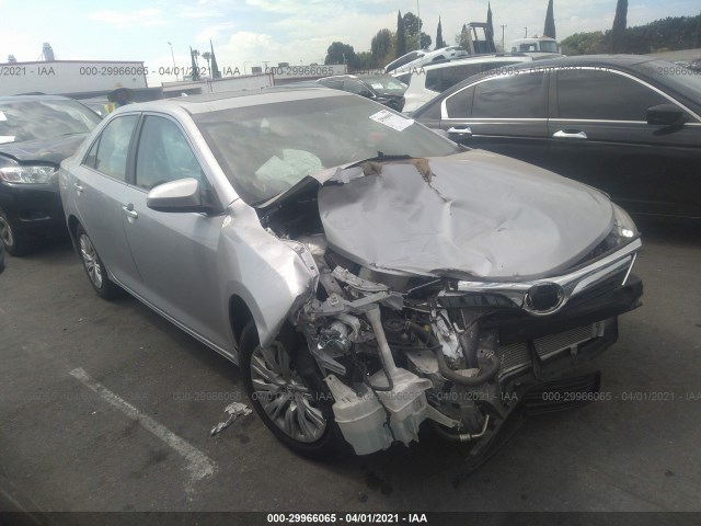 Toyota Camry hybrid (2012)