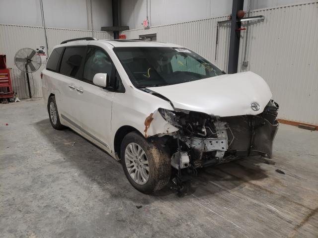 Toyota Sienna xle (2015)