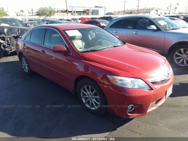 Toyota Camry hybrid (2011)