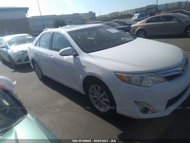 Toyota Camry hybrid (2012)