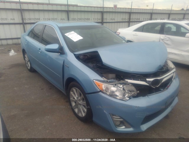 Toyota Camry hybrid (2013)