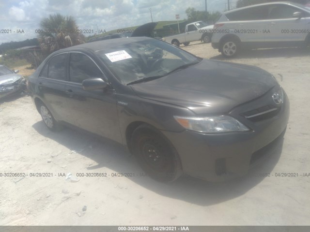 Toyota Camry hybrid (2010)