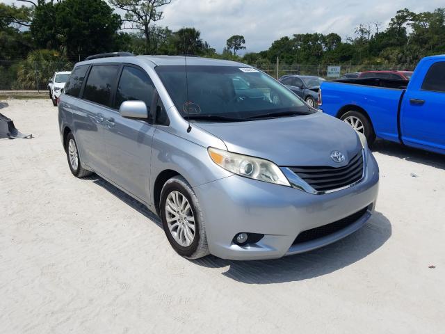 Toyota Sienna xle (2012)