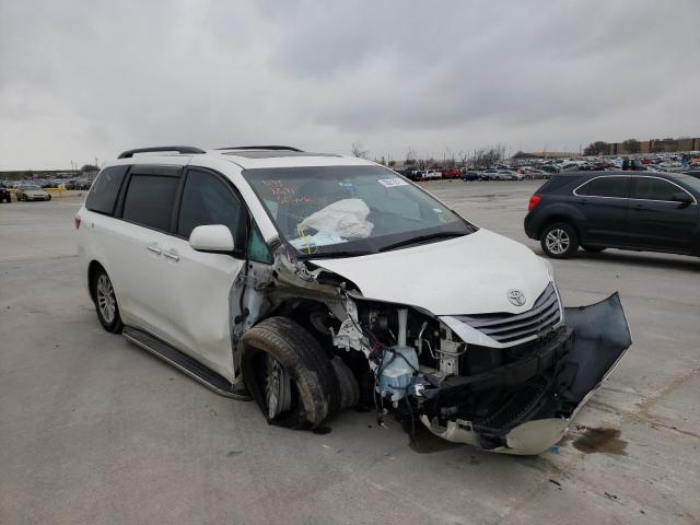 Toyota Sienna xle (2015)