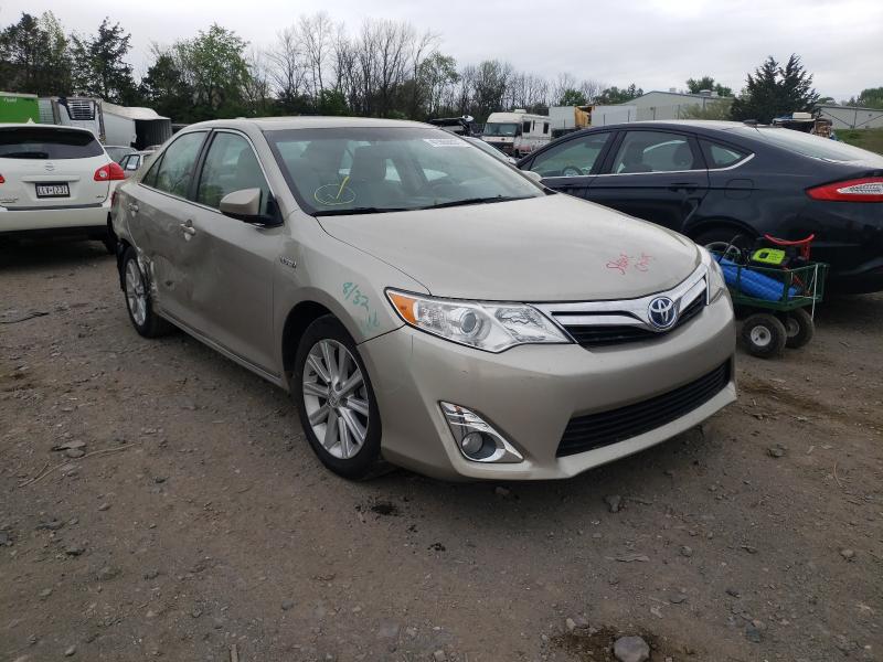 Toyota Camry hybr (2014)