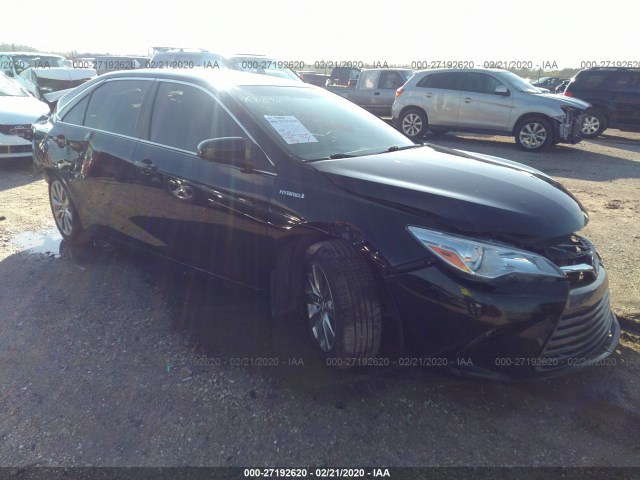 Toyota Camry hybrid (2016)